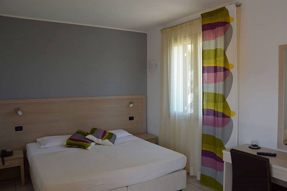 Hotel Bulla Regia فونتاني بيانكي المظهر الخارجي الصورة